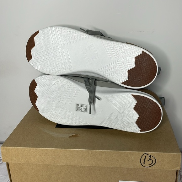 Steve Madden Ortholite Sonny Grey Sneakers - Picture 9 of 9